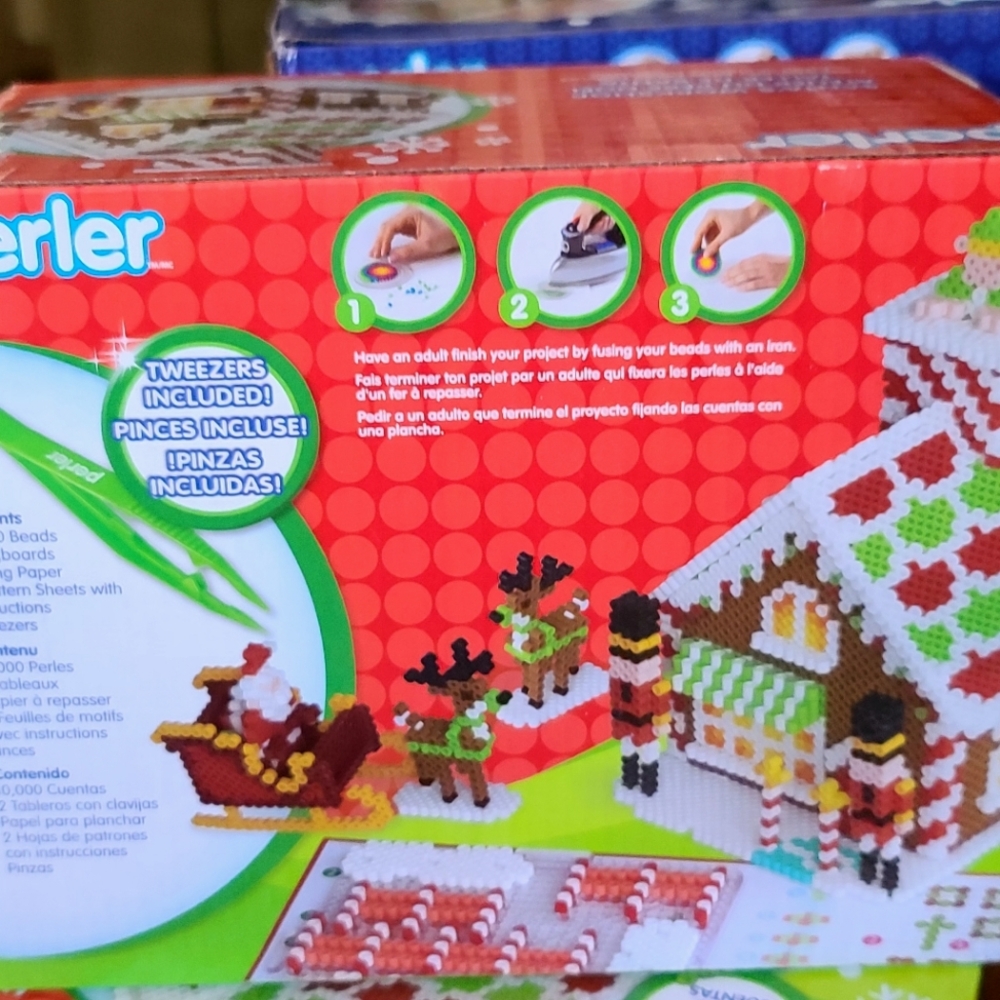 Perler Fused Bead Kit-3D Holiday Gingerbread House Christmas Village 10,006pc